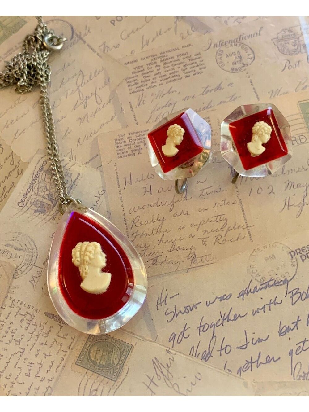 Vintage Lucite Cameo Pendant Demi-Parure / Necklace & Screw-Back Earrings Set